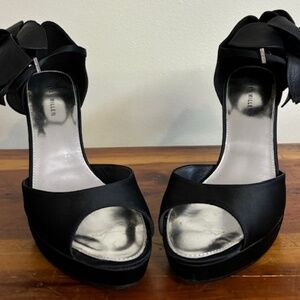 Karen Millen Black Orchid Heel